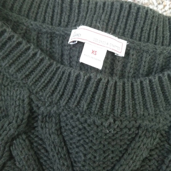 Sweater - Picture 4 of 6